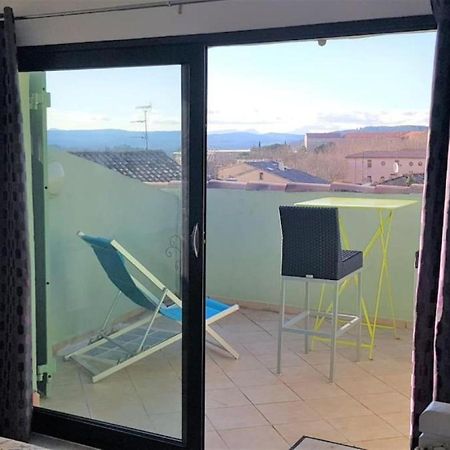 Duplex De Charme Avec Terrasse Au Coeur Du Village 로르귀 외부 사진