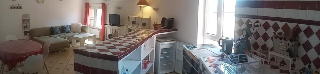 Duplex De Charme Avec Terrasse Au Coeur Du Village 로르귀 외부 사진