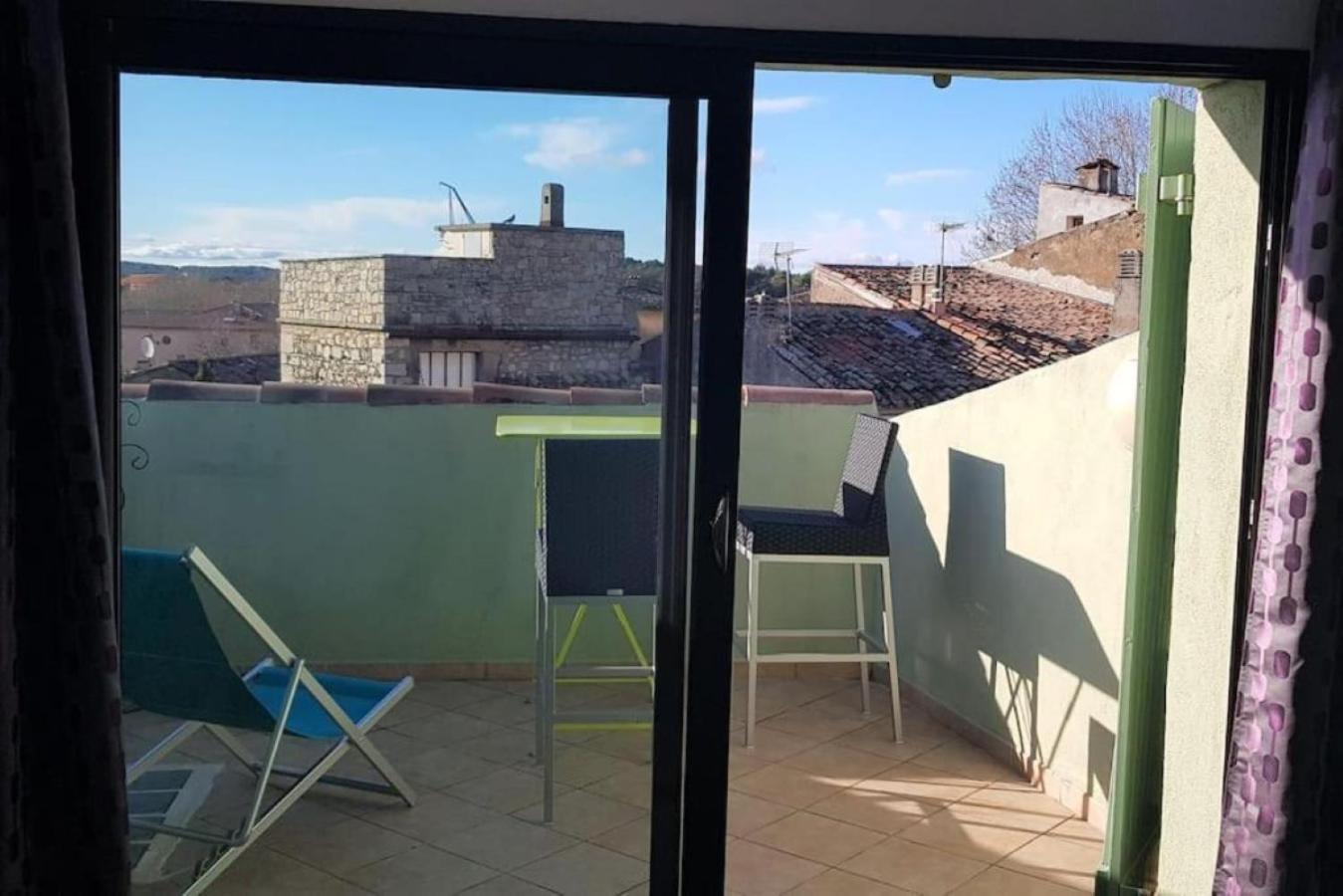 Duplex De Charme Avec Terrasse Au Coeur Du Village 로르귀 외부 사진